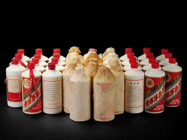 南部日照岚山回收酒价格哪里回收(附近上门回收茅台酒）?